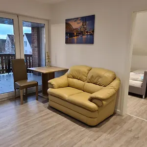Apartment Luxuswohnung Mit Jacuzzi Nähe Flughafen Köln/bonn, Troisdorf